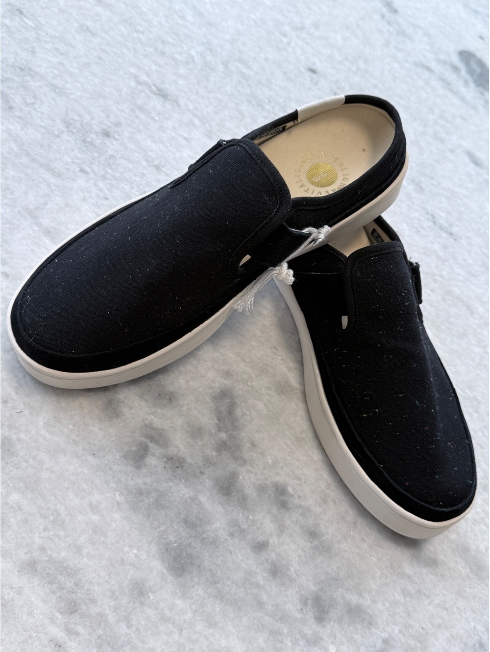 Revtalign Black Slip-On Mule Sneakers size 8